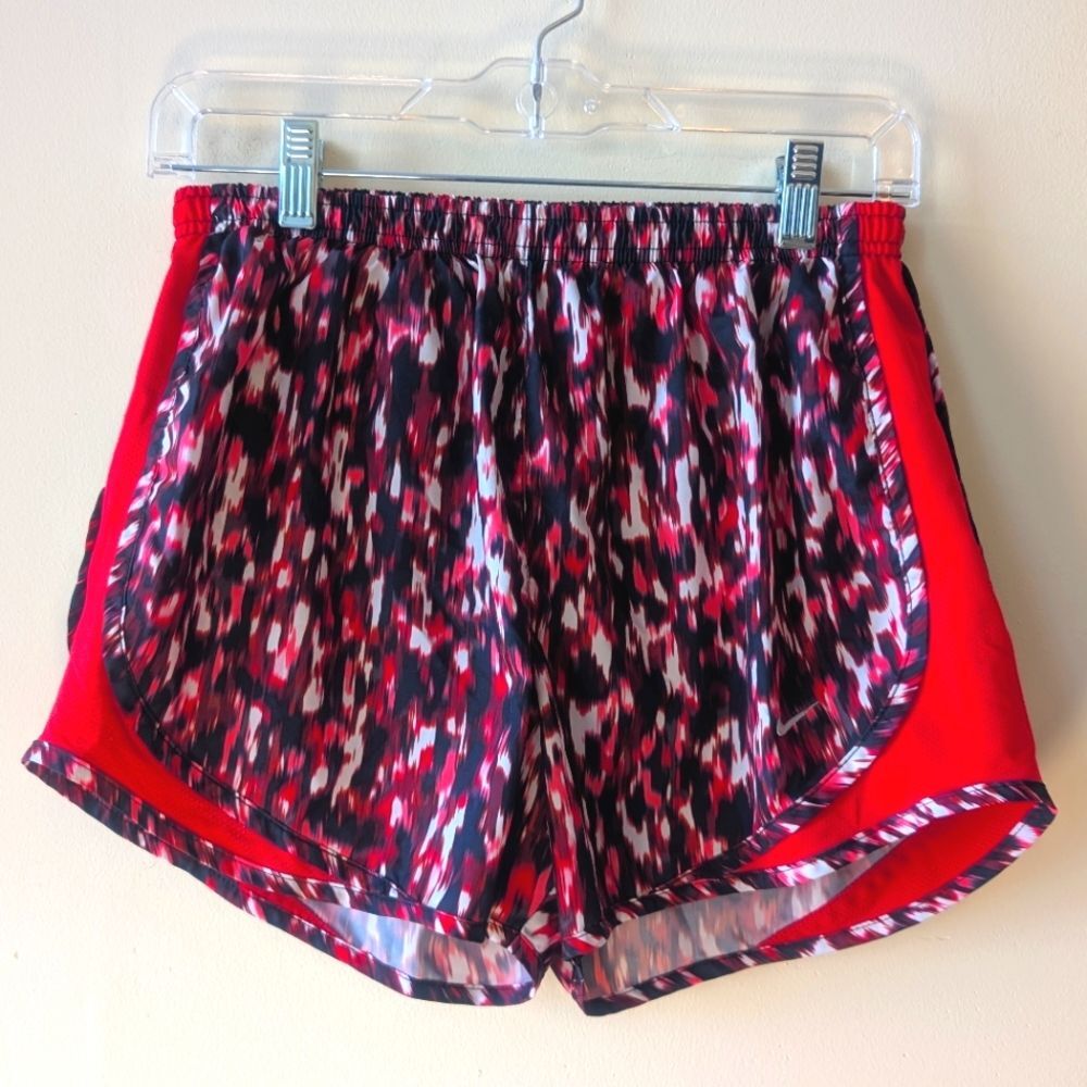 Nike Tempo Shorts Women's Hyper Punch/Action Red/Matte Silver Size M